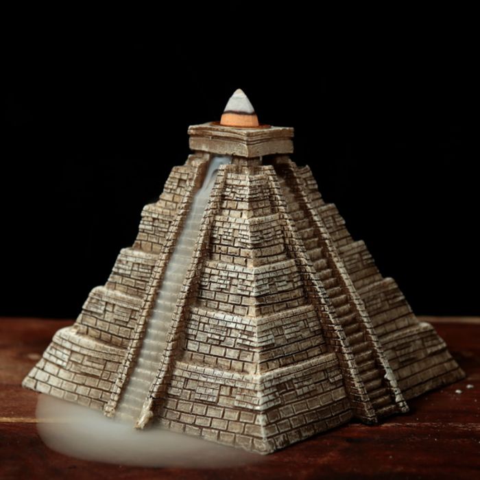 Stojánek pro kouřový vodopád - Aztécká pyramida